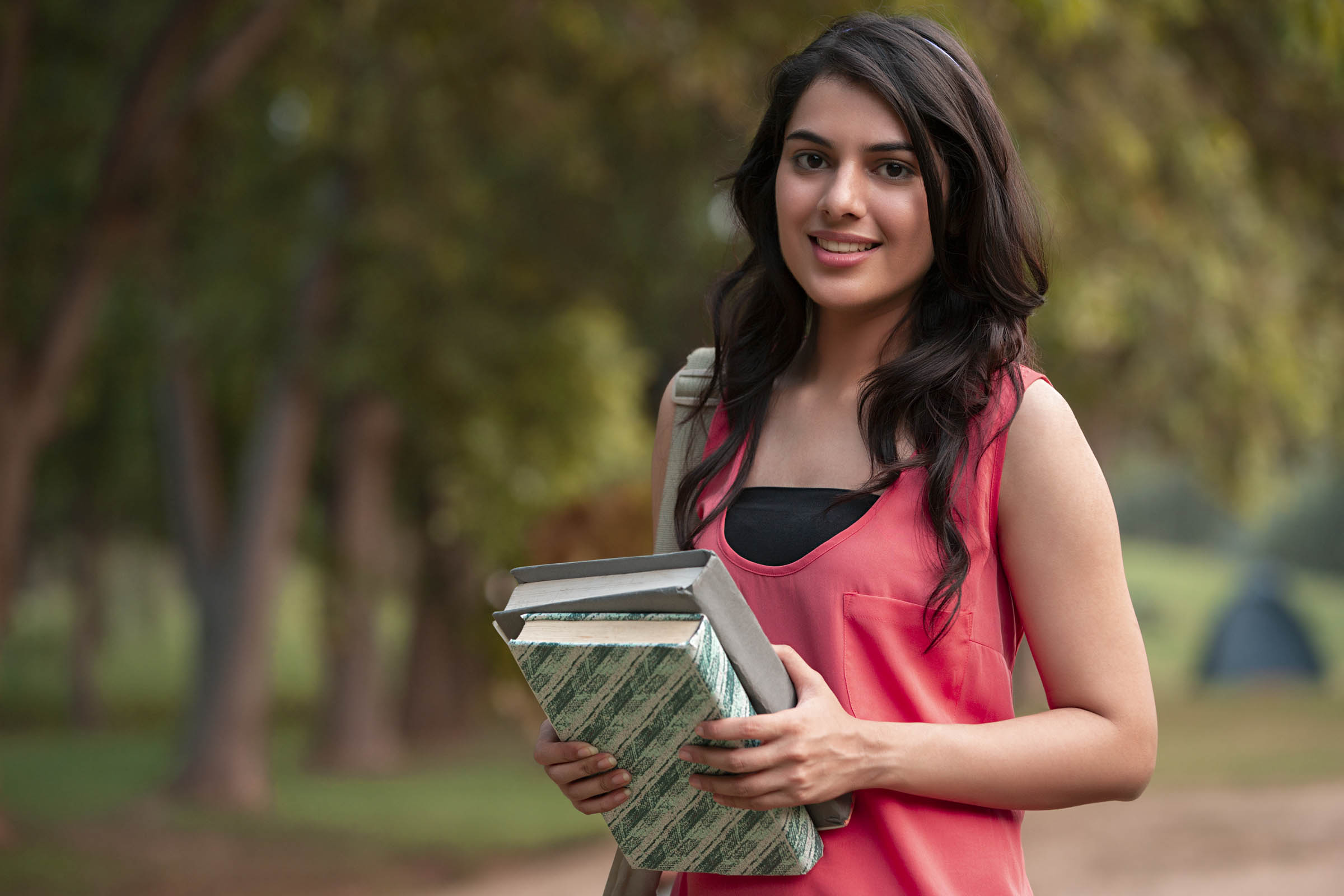 Meera K. - Abu Dhabi 