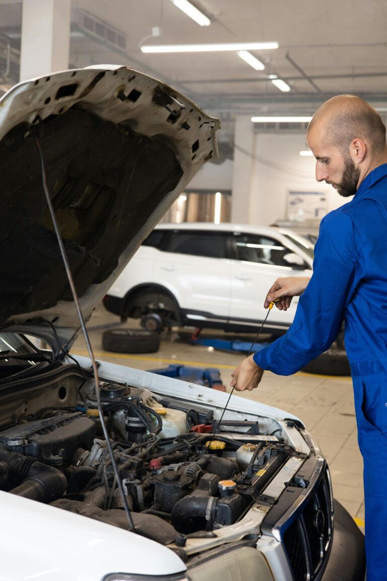 Auto Mechanic